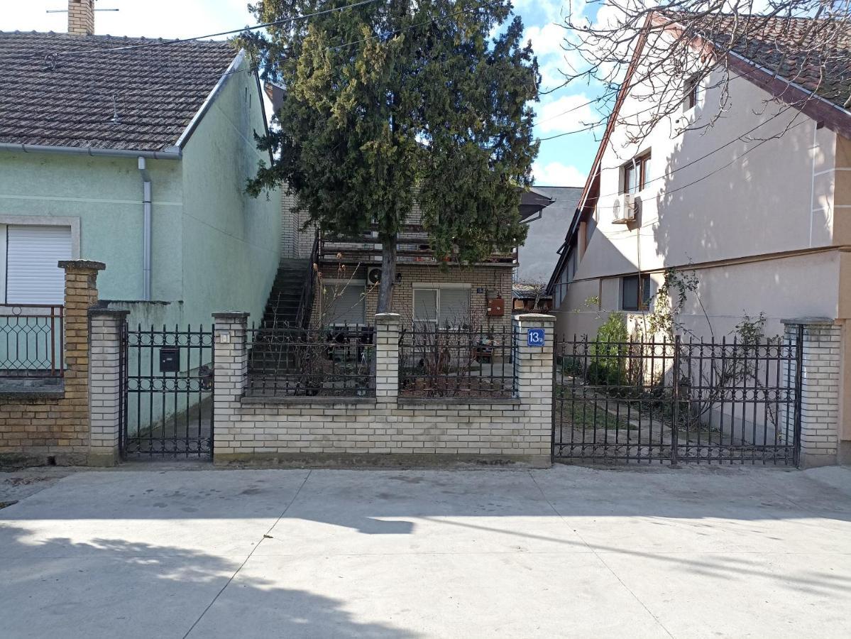 Apartment Minimal Novi Sad Exterior photo